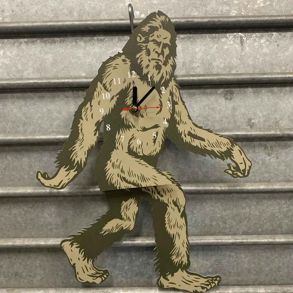 Bigfoot Wall Clock tiny flaw legs swing big foot